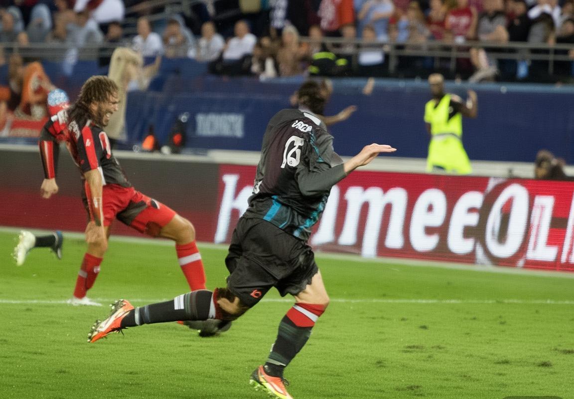 2016年MLS火焰与机员巅峰对决回顾(图4)