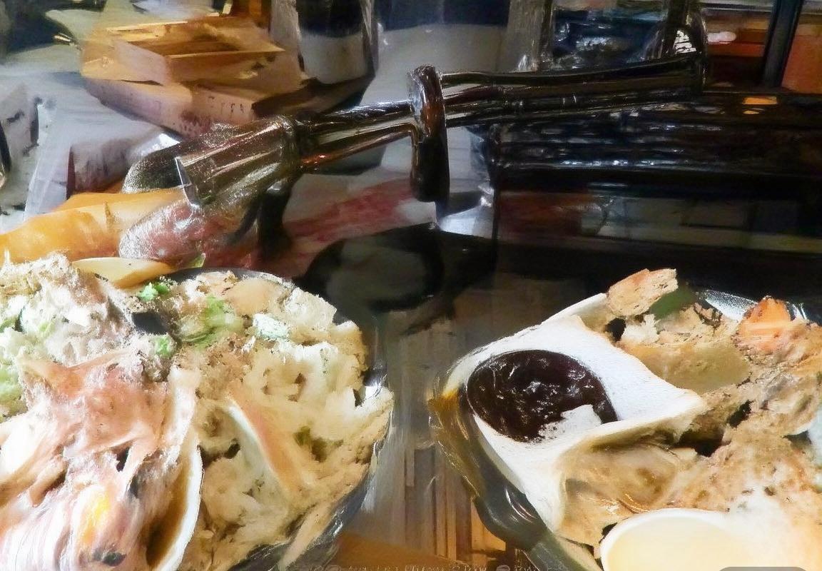 NBA季前赛焦点战：雷霆对鹈鹕战术对决与球员亮点解析